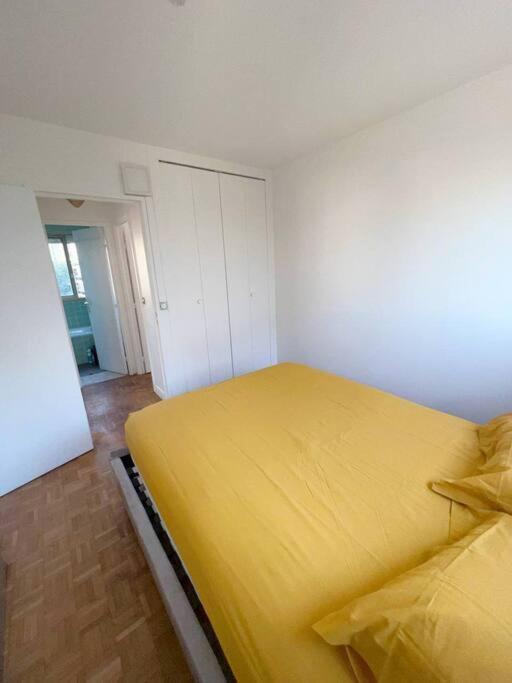 Entiry Apartment, Private Rooms In Paris Exterior foto
