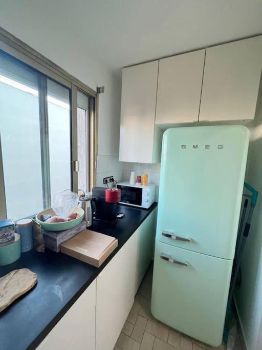 Entiry Apartment, Private Rooms In Paris Exterior foto